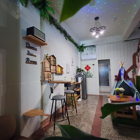 棚棚屋室內帳篷民宿inn Kaohsiung Eksteriør billede