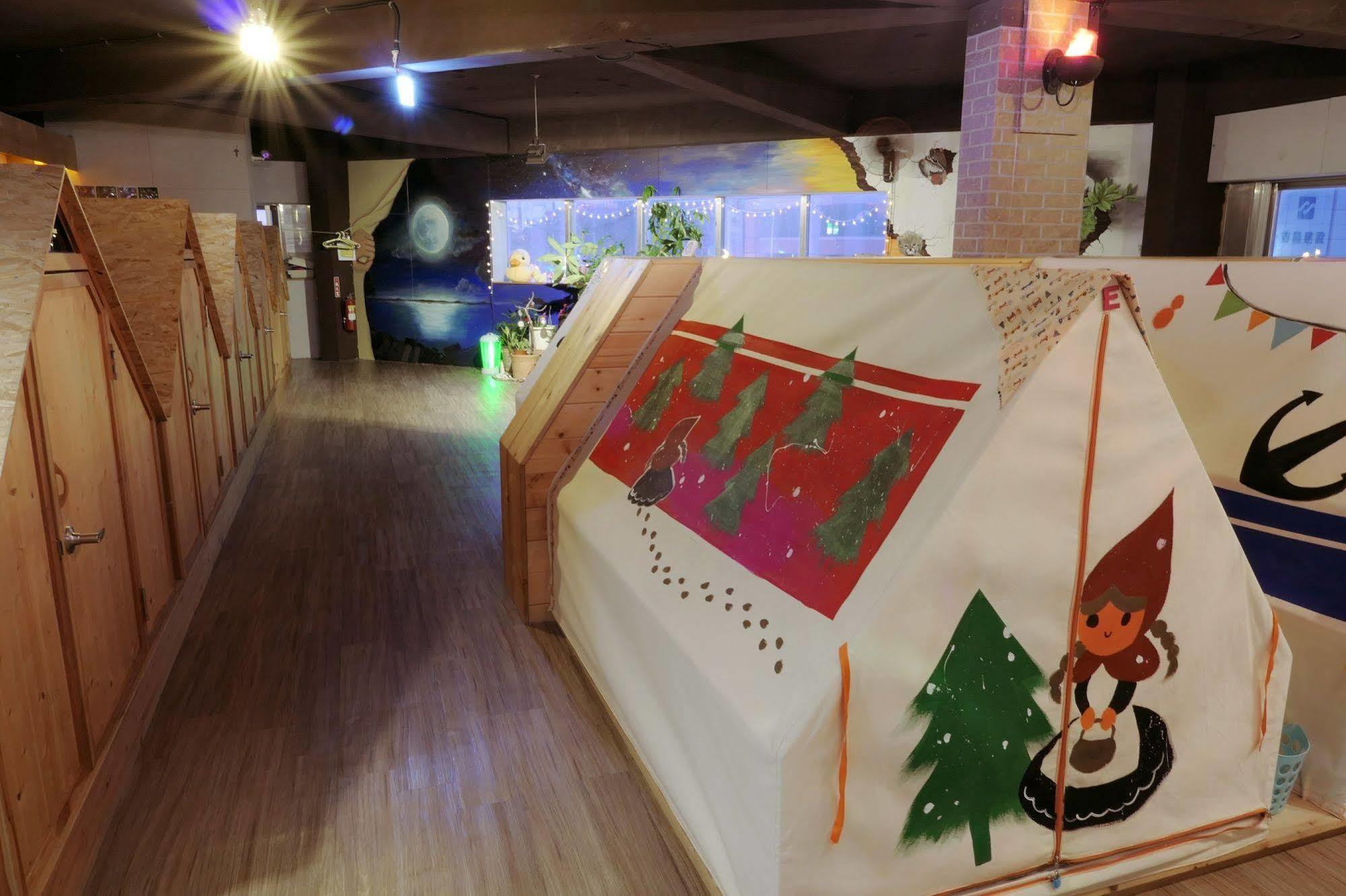 棚棚屋室內帳篷民宿inn Kaohsiung Eksteriør billede
